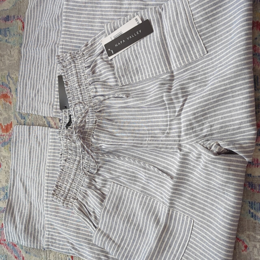 NWT Napa Valley pull-on linen cropped pants